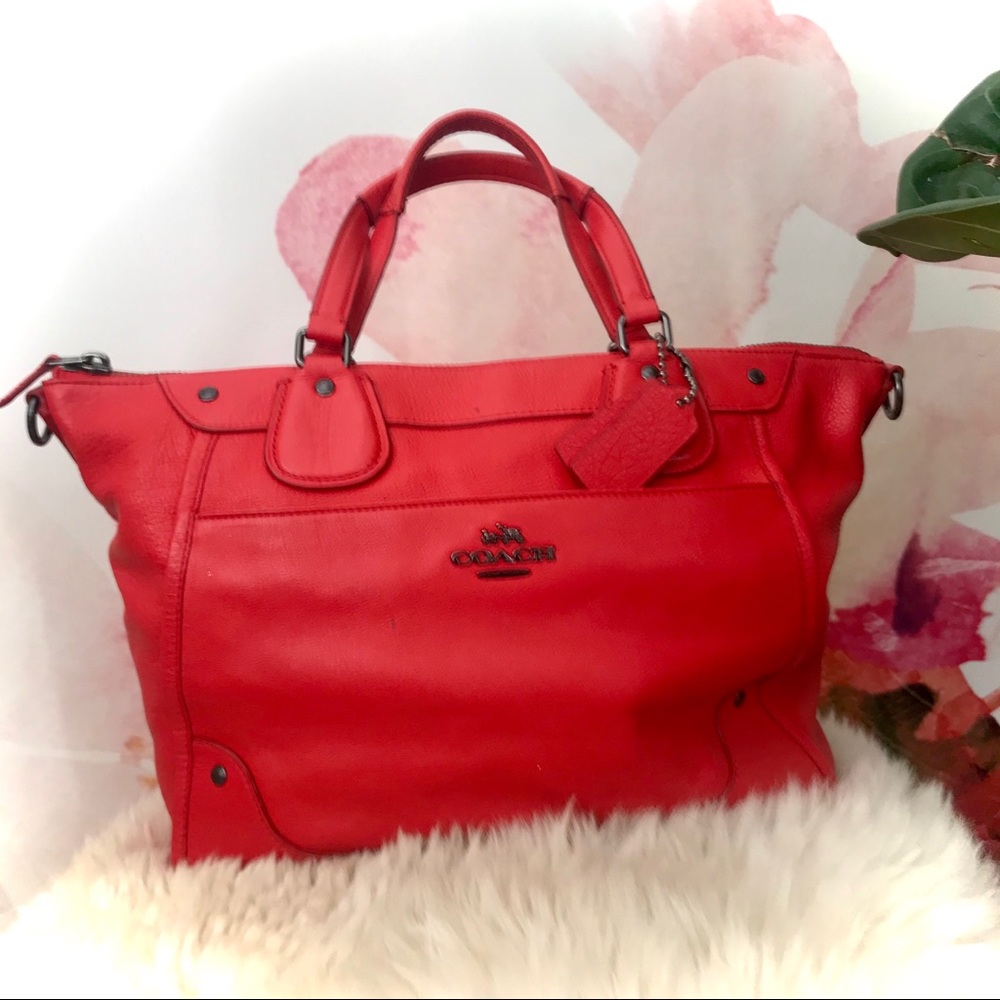 Authentic Coach Leather Mickie Satchel ❤️